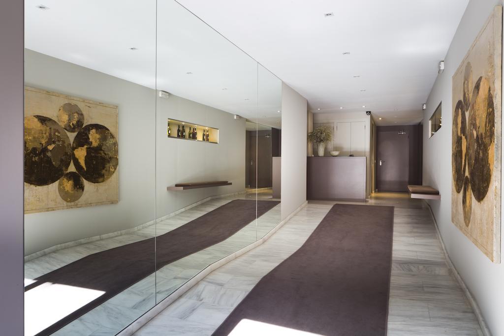 Apartment Rambla 102 *